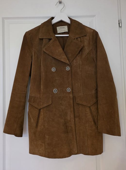 Geaca piele intoarsa Zara