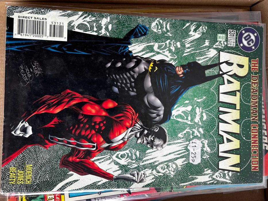 Комикси "Marvel" и "DC"