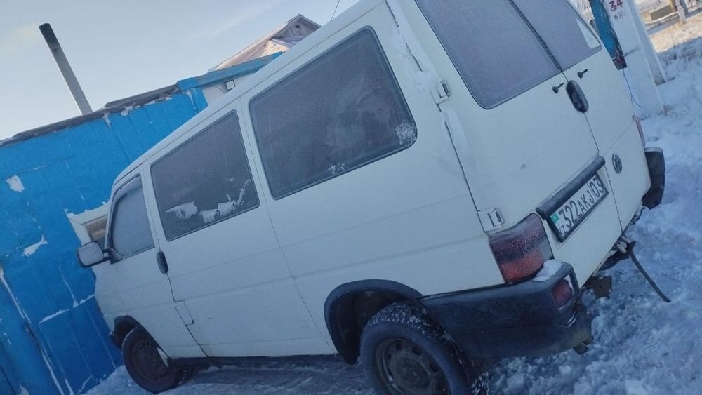 Продам  машину т4