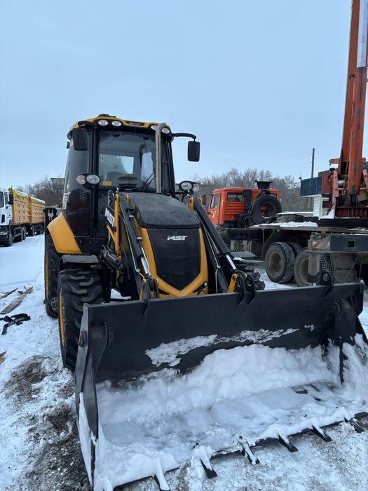 Экскаватор-погрузчик MST M542, 544, 642