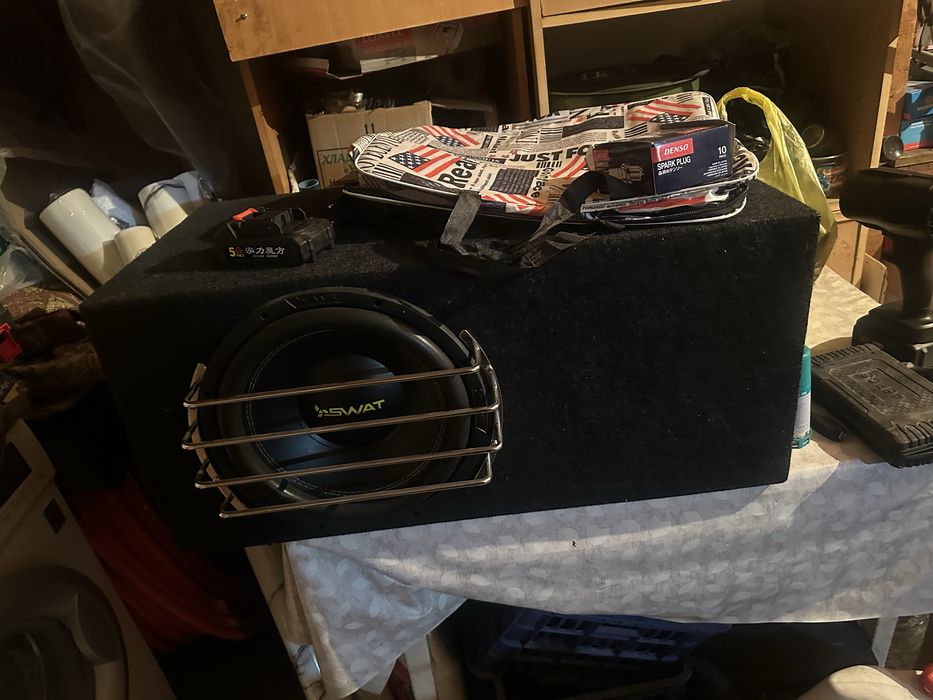 Саббуфер рабочи летом купил отлино работает с установленым усилитеом