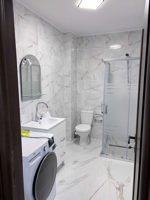 Închiriez garsonieră – Cartier Căpșunărie (Damila), etaj 1