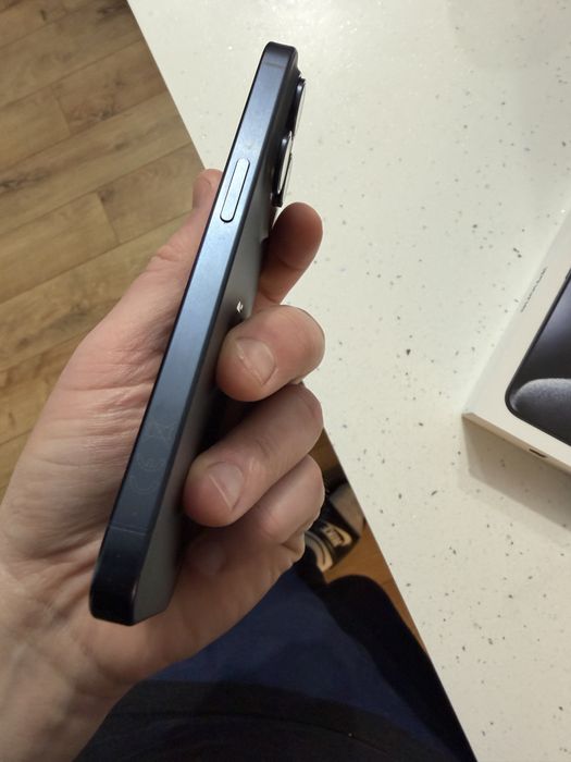 Iphone 15 pro 128 GB