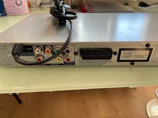 Продавам DVD-S33 Panasonic