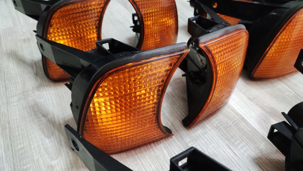 Поворотники БМВ е34