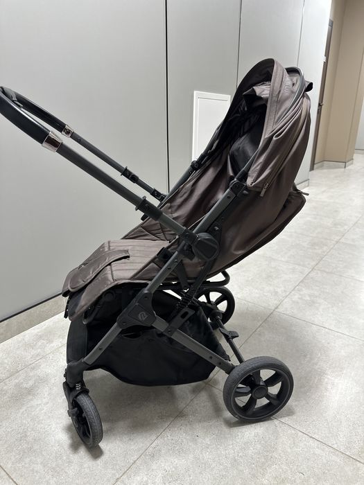 Коляска прогулочная New lux