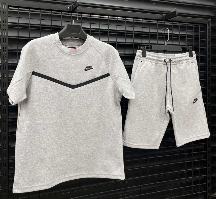 Мъжки екипи Nike