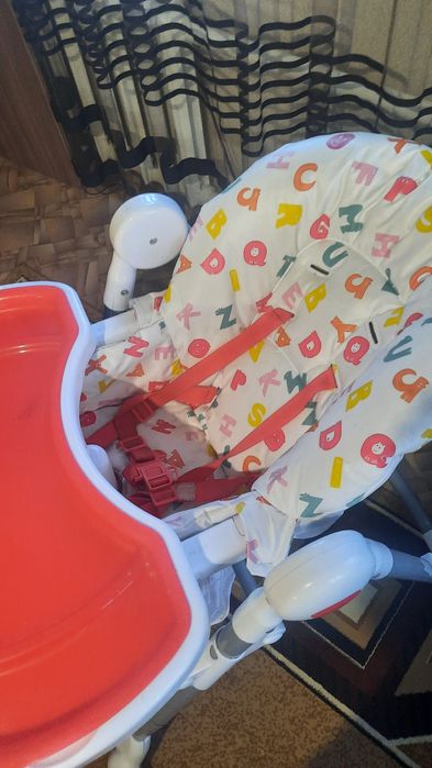 Продам стульчик для кормления