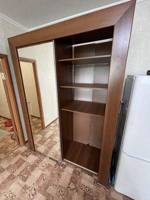 Отдам даром шкаф