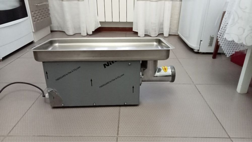 Продам мясорубку