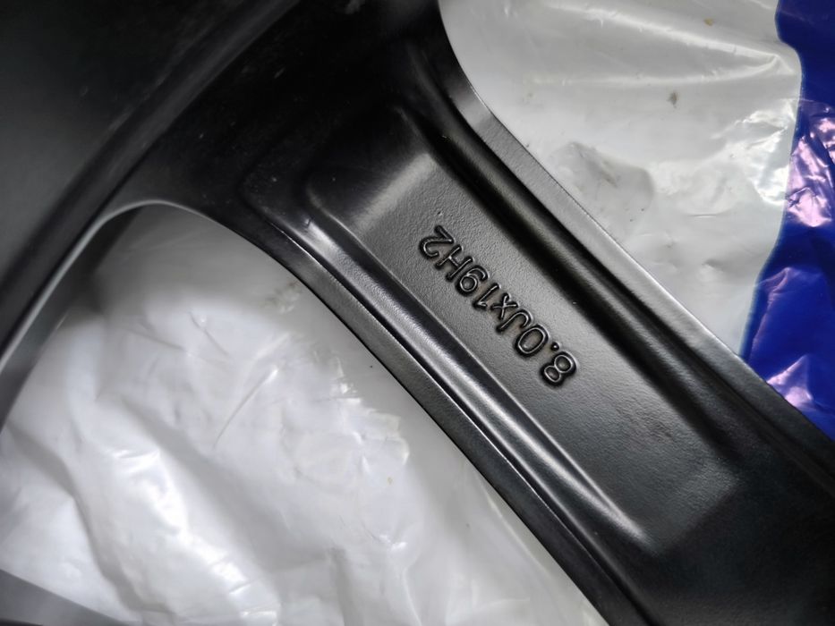 Гуми с джанти аутек