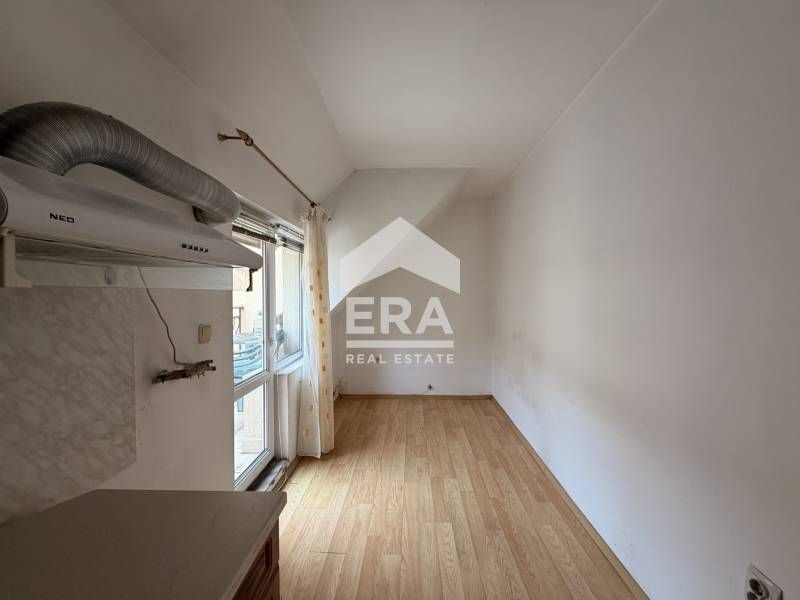 Продава се Двустаен апартамент в Варна, Възраждане 1 - 46 кв.м за 1108 €/кв.м - Снимка #3