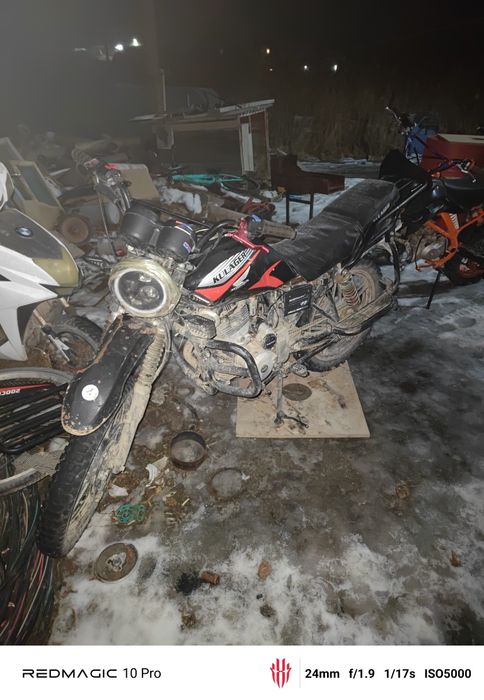 Мотоцикл 200 кубов