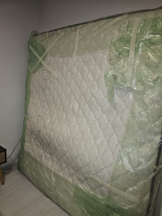 Pat matrimonial cu saltea