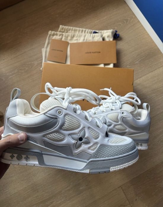 Lv skate grey 43