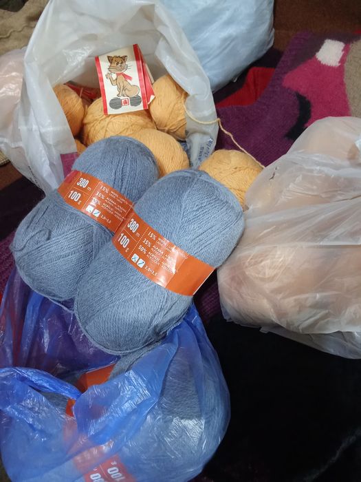 Вязанние пряжа кофты