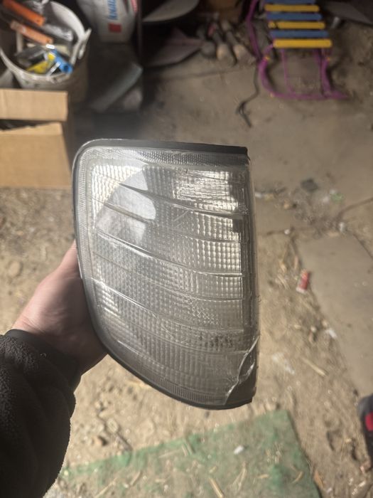 Поворотники на 124