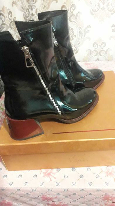 полусапожки женские