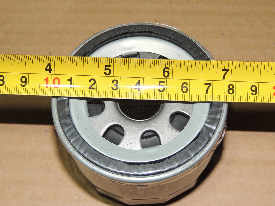 Маслен филтър SM142, M20X1,5.  2 кг. Прахов пожарогасител Ятрус 2