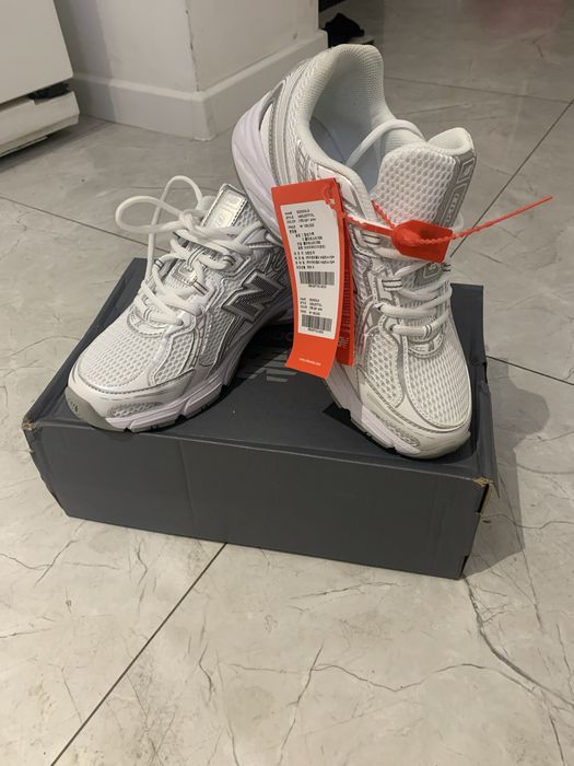 Продам кроссовки New balance