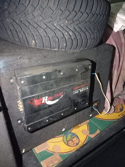 Продам сабвуфер отличное