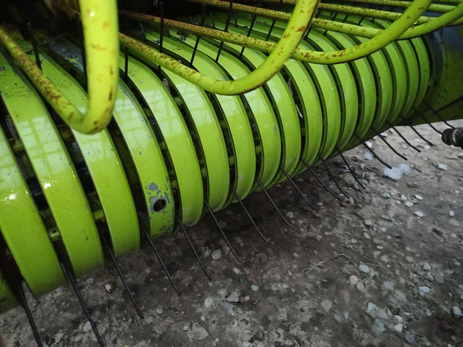 Пресс подборщик Сlass Rollant Класс 44 подборщик 1.5