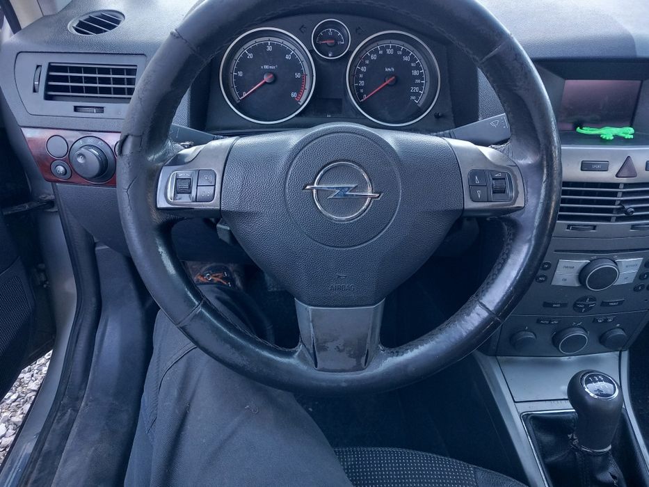 Opel Astra H 1.7cdti-101кс./2006/- на  части