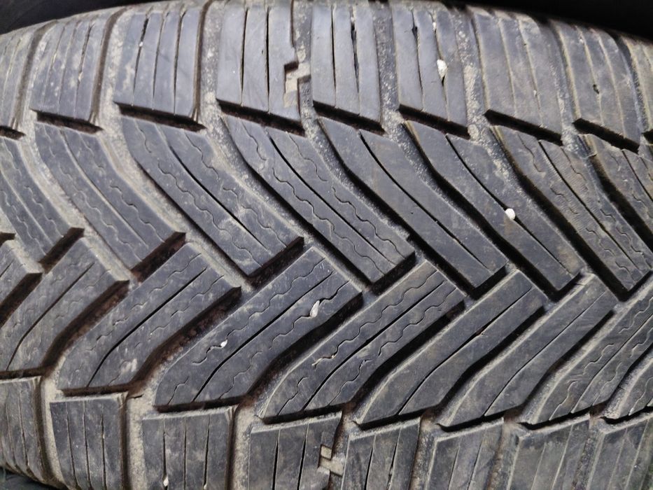 225/50/17" Michelin 4бр.гуми