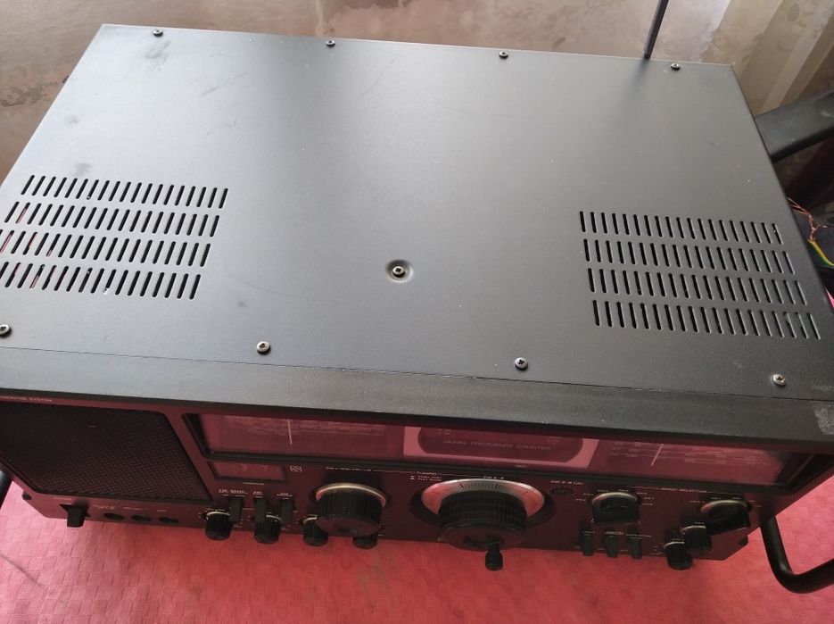 Panasonic RF4900 radio