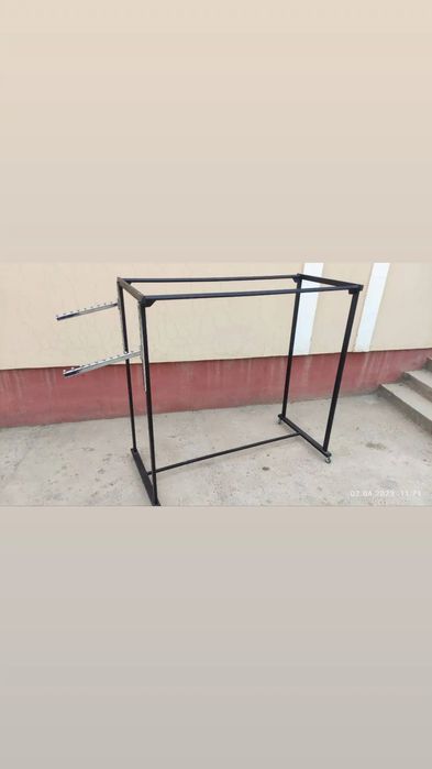 Роликовые вешалки недорого