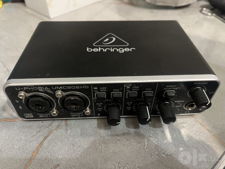 Behringer U-Phoria UMC202HD