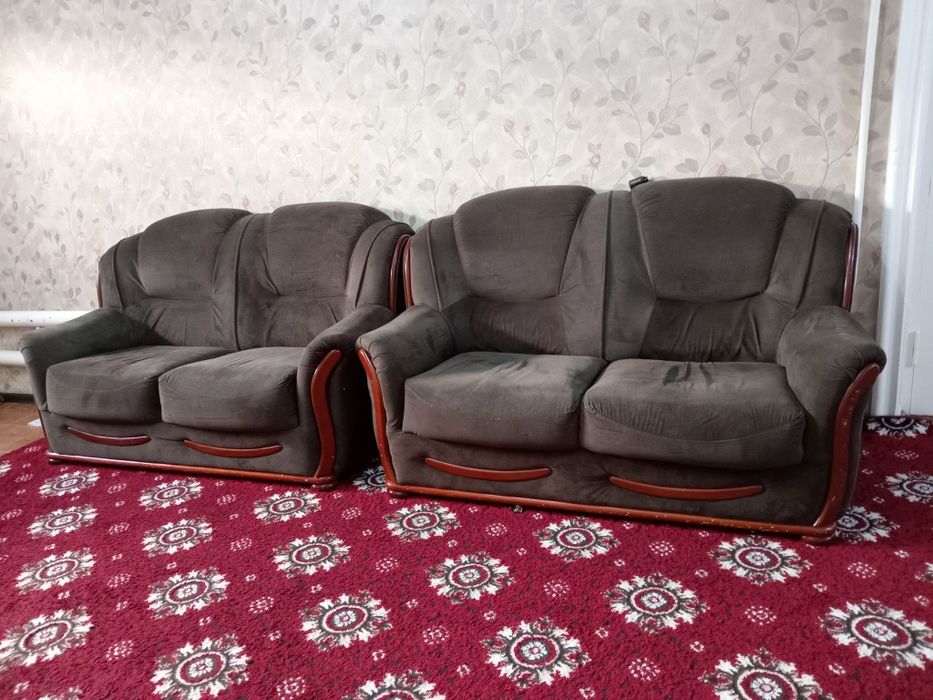 Диван сотилади холати яхши