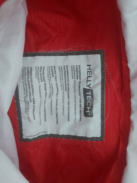 Детско яке ERREA и Jack Wolfskin и горнище HELLY HANSEN