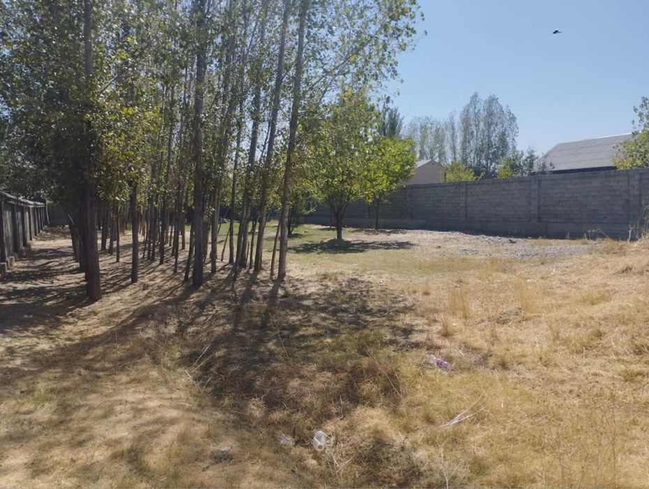 Участка сотилади.