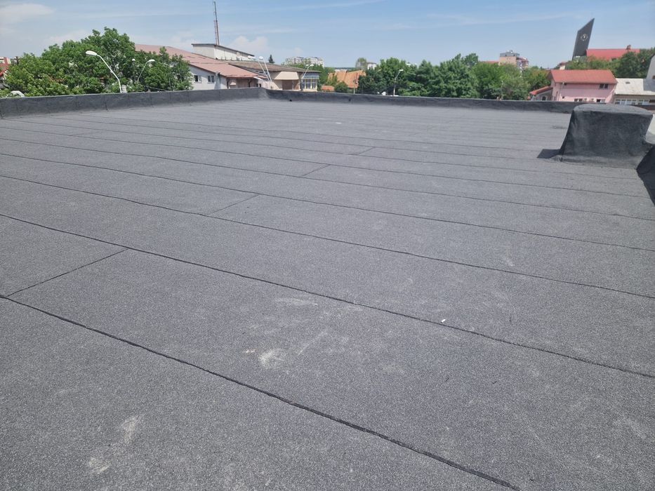 Firmă de hidroizolații, oferim servicii de cea mai bună calitate.