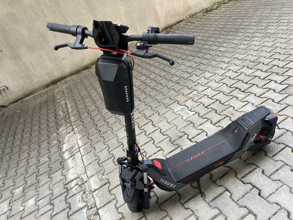 Електрическа тротинетка NAVEE NTX5 MAX