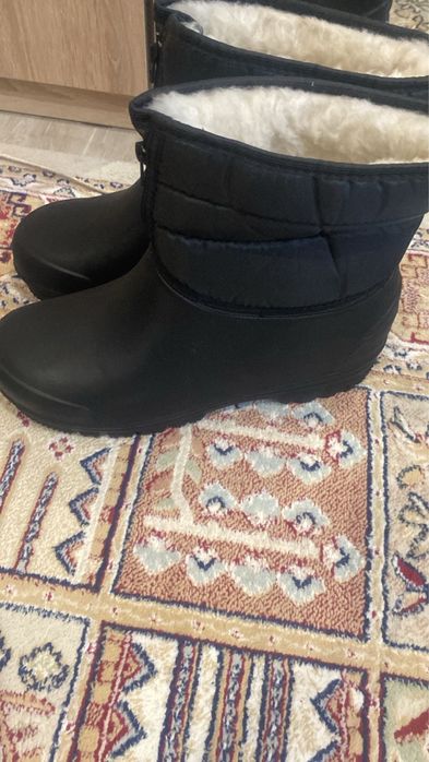 продам галоши, сапоги на весну