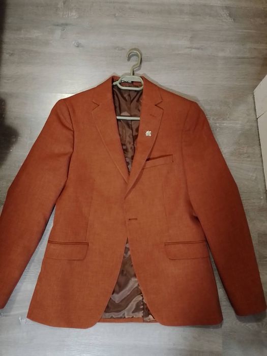 Hainute stare foarte buna