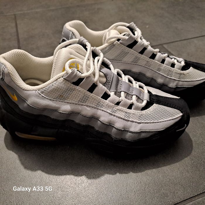 Adidasi Nike air max 95 mărimea 36