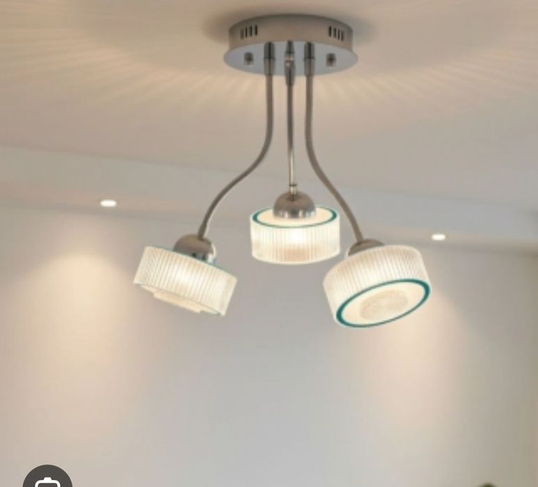 Стилен LED полилей