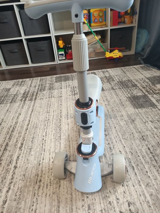 Самокат беговел детский