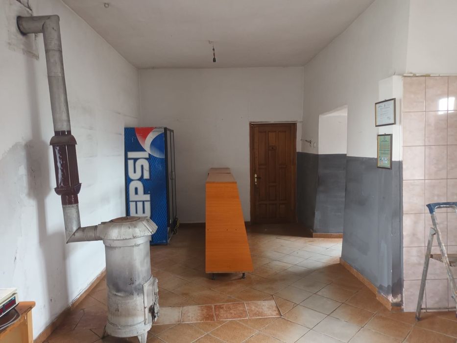 Închiriere fost spațiu comercial