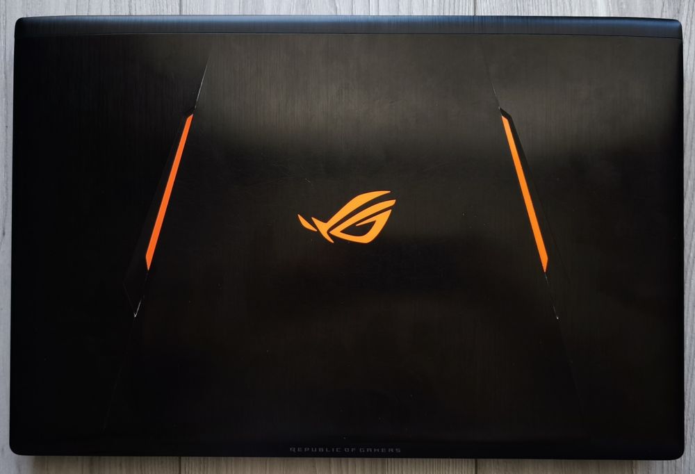 Laptop Asus GL753V 17,3 FHD i7-7700HQ/8GB/SSD 1TB/GTX 1050 4gb