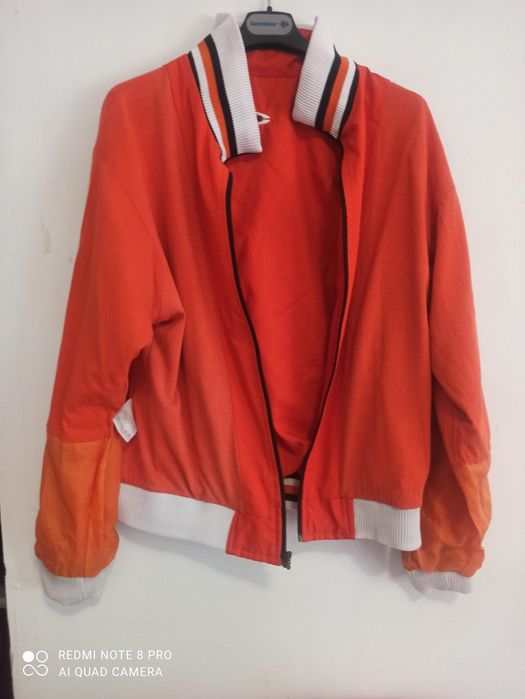 Geaca firma Puma masura XL unisex