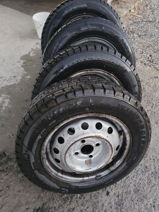 Зимные шины лепучка 4 штуки