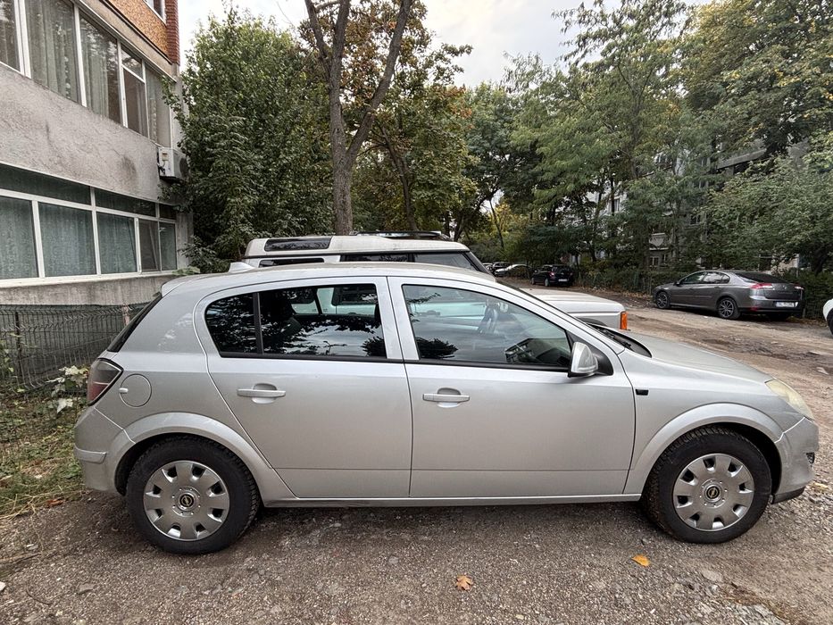 OPEL Astra 2010 — imagine 2