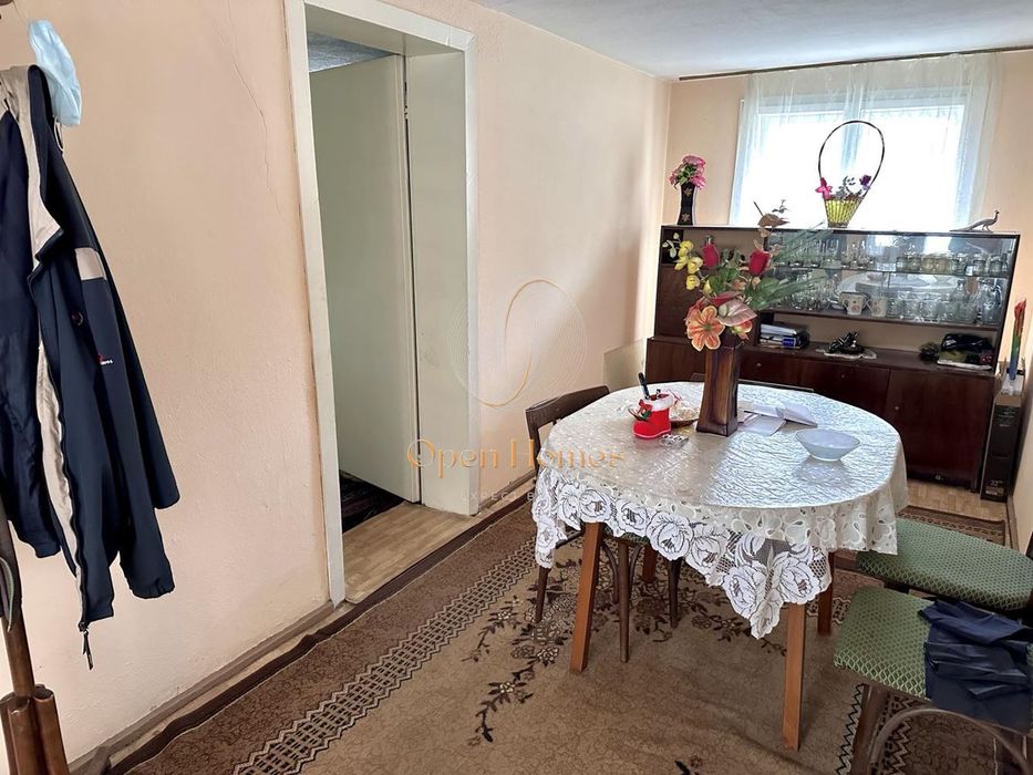 Къща в Пловдив, област-с.Кадиево площ 178 цена 96666