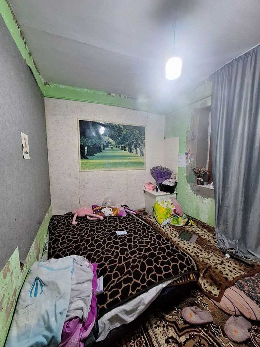 Продается 4 комнатная квартира на 4 этаже в 4 этажке Нихи 36000$