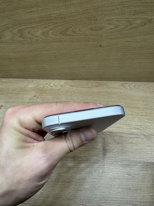 iPhone 17 256Gb Alb 100% battery life