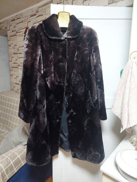Шуба, мутон в отличном состянии